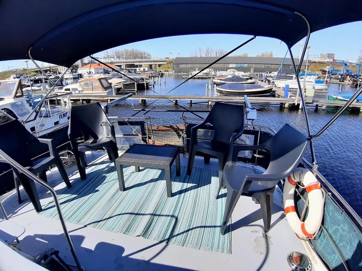 ホテル Motor Yacht Almaz アムステルダム 0*,