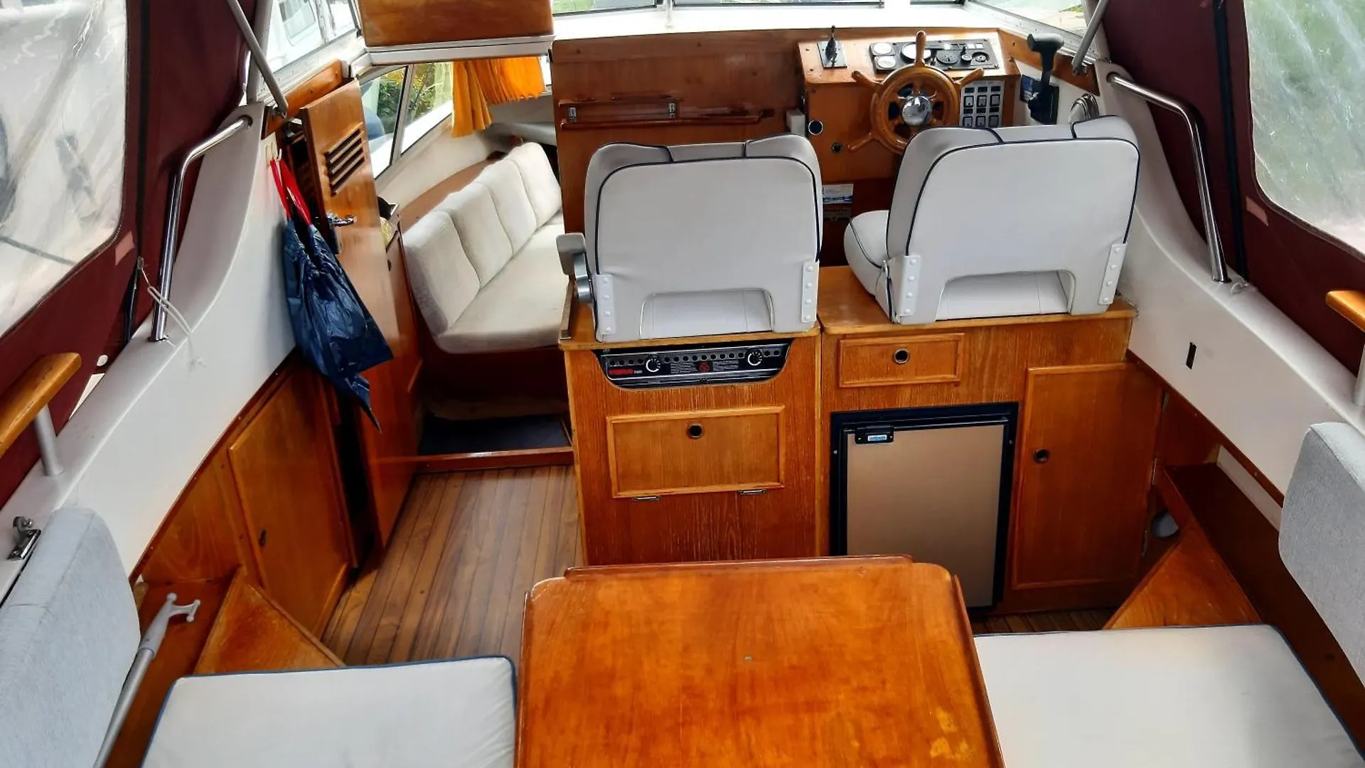 船上ホテル ホテル Motor Yacht Almaz アムステルダム